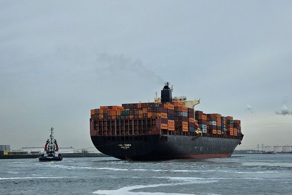 Cargo movement, tracked end-to-end
